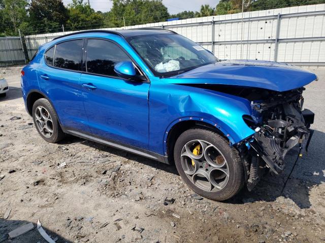 ZASFAKNN6J7B98459 - 2018 ALFA ROMEO STELVIO TI SPORT BLUE photo 4