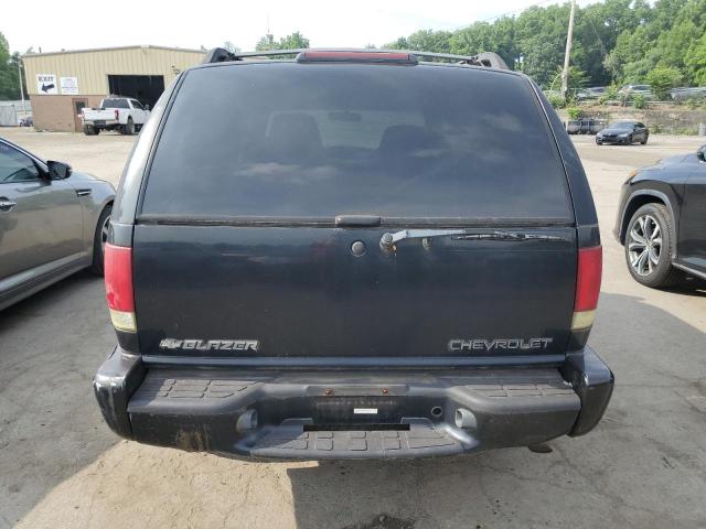 1GNDT13W82K240314 - 2002 CHEVROLET BLAZER BLACK photo 6