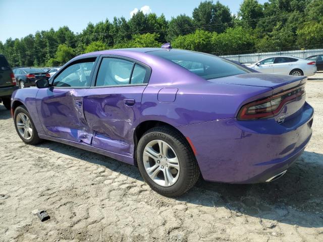 2C3CDXBG8PH675481 - 2023 DODGE CHARGER SXT PURPLE photo 2