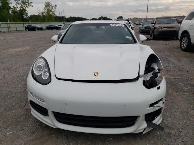 WP0AA2A71GL003457 - 2016 PORSCHE PANAMERA 2 WHITE photo 5