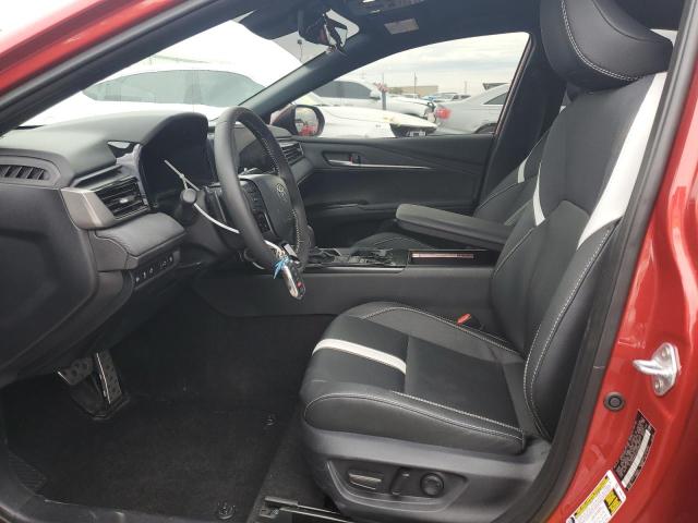 4T1DAACK4SU086955 - 2025 TOYOTA CAMRY XSE RED photo 7