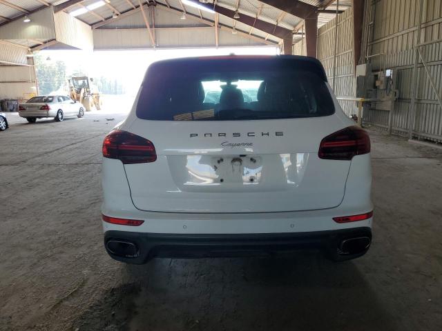 WP1AA2A28HKA84547 - 2017 PORSCHE CAYENNE WHITE photo 6