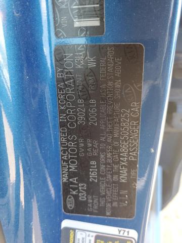 KNAFX4A86E5058252 - 2014 KIA FORTE EX BLUE photo 13