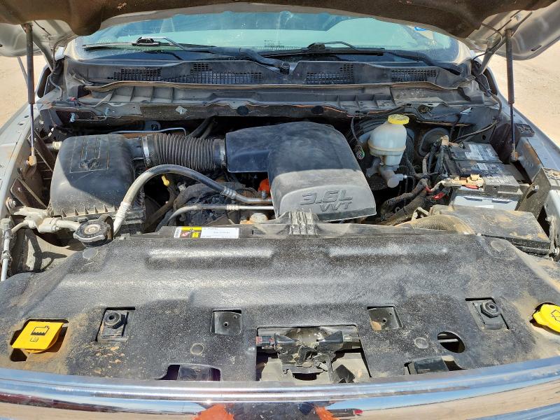 1C6RR6LGXHS598615 - 2017 RAM 1500 SLT SILVER photo 11