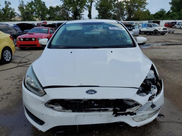 1FADP3F25FL349790 - 2015 FORD FOCUS SE WHITE photo 5