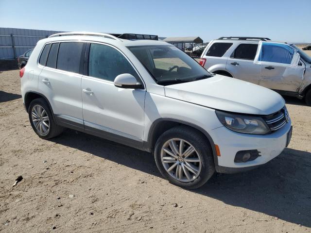 WVGAV7AX3GW578056 - 2016 VOLKSWAGEN TIGUAN S WHITE photo 4