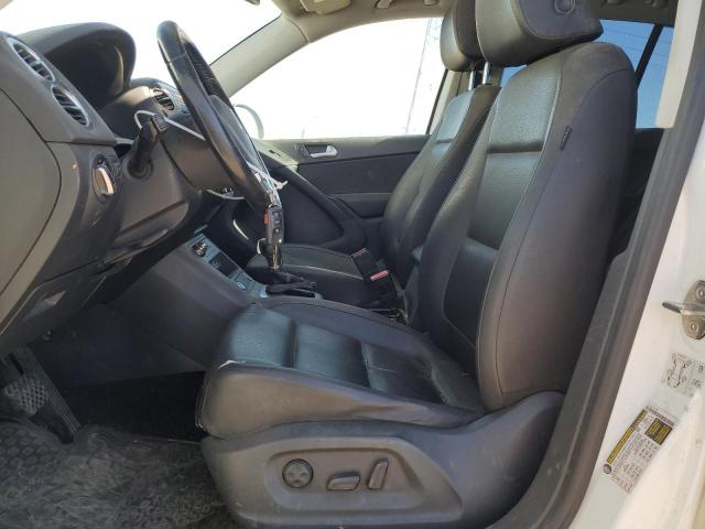 WVGAV7AX3GW578056 - 2016 VOLKSWAGEN TIGUAN S WHITE photo 7