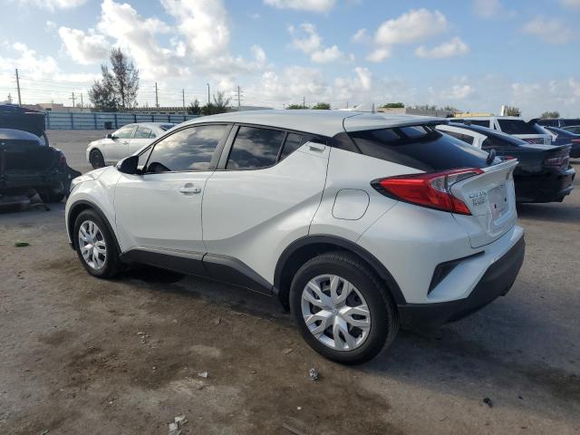 NMTKHMBXXMR132932 - 2021 TOYOTA C-HR XLE WHITE photo 2