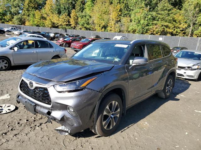 5TDGZRBH5NS584122 - 2022 TOYOTA HIGHLANDER XLE ნაცრისფერი ფოტო 2