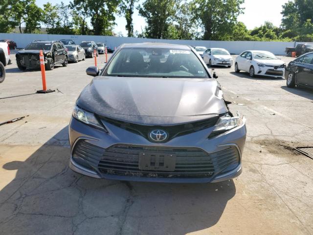4T1C11AK2NU630162 - 2022 TOYOTA CAMRY LE Boz foto 5