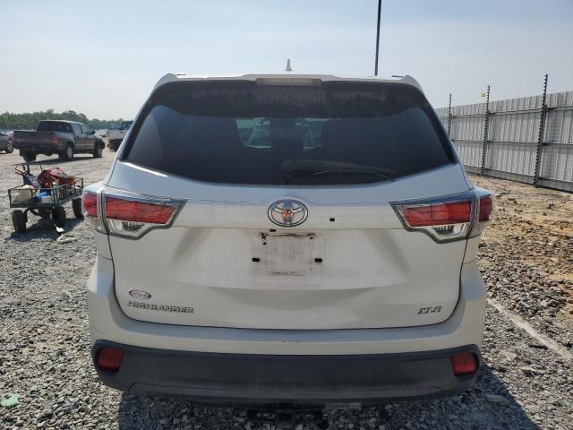 5TDKKRFH0FS054330 - 2015 TOYOTA HIGHLANDER XLE WHITE photo 6