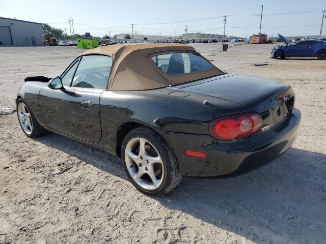 JM1NB353610206980 - 2001 MAZDA MX-5 MIATA BASE BLACK photo 2