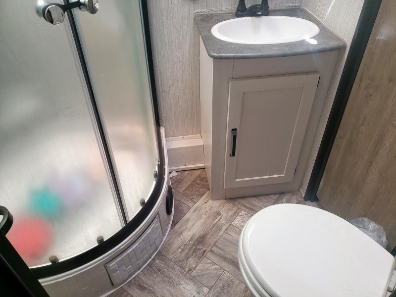 5ZT2PURB3P4017831 - 2023 FOREST RIVER PUMA 26FKDS 白色 照片 8