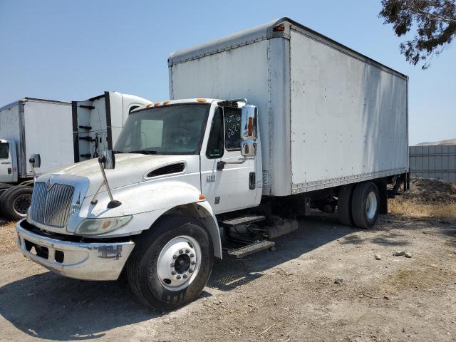 2004 INTERNATIONAL 4000 4300, 