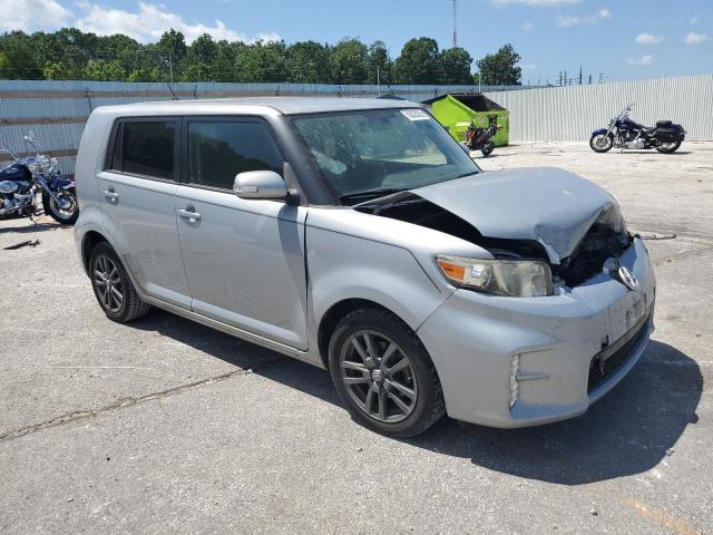 JTLZE4FE4DJ041948 - 2013 TOYOTA SCION XB SILVER photo 4