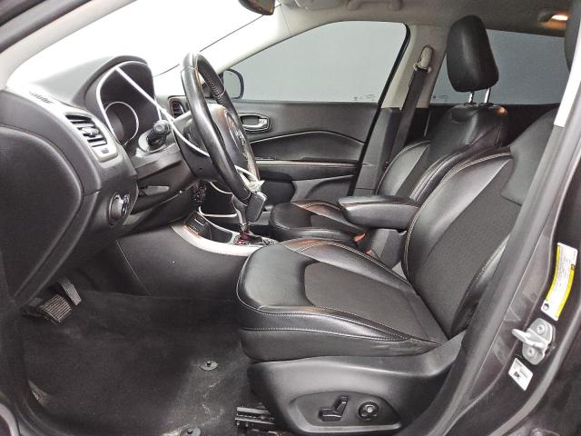 3C4NJCBB3KT726458 - 2019 JEEP COMPASS LATITUDE Графитовый фото 7