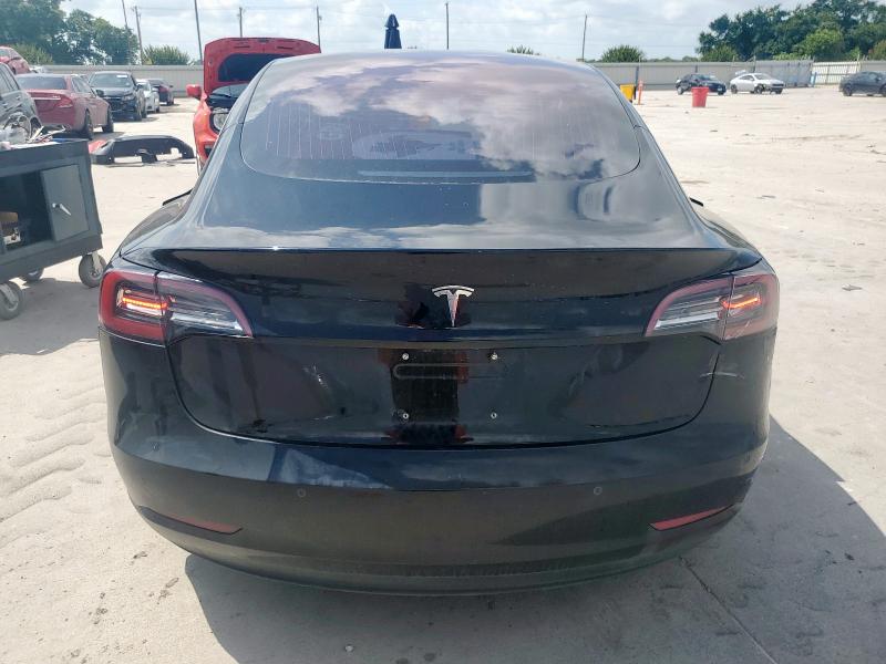 5YJ3E1EAXJF123457 - 2018 TESLA MODEL 3 Negro foto 6