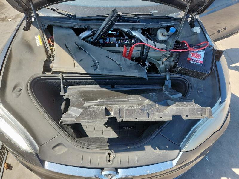 5YJSA1E40GF145137 - 2016 TESLA MODEL S Boz foto 11