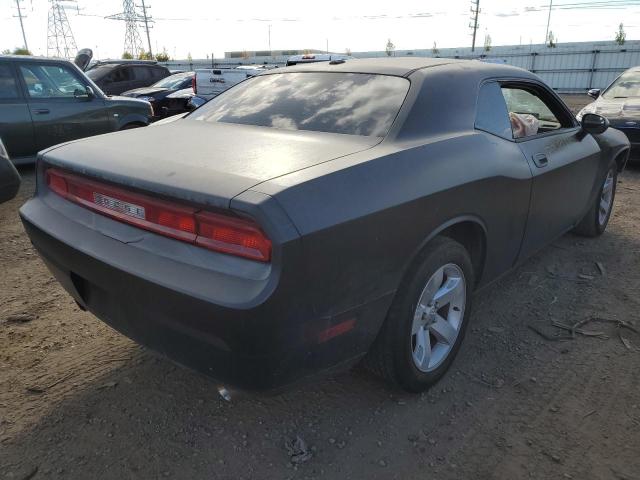 2B3CJ4DV0AH322157 - 2010 DODGE CHALLENGER SE BLACK photo 4