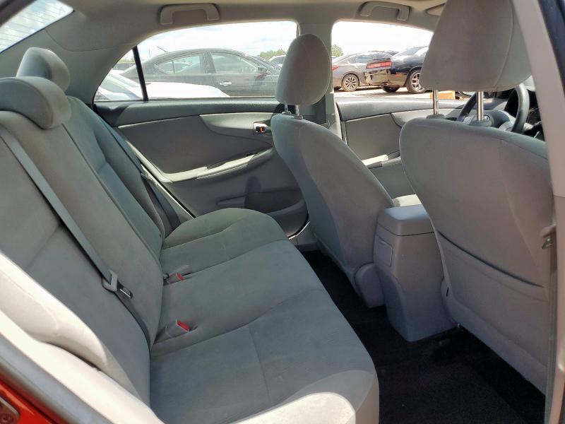 5YFBU4EE2CP045752 - 2012 TOYOTA COROLLA BASE წითელი ფოტო 10