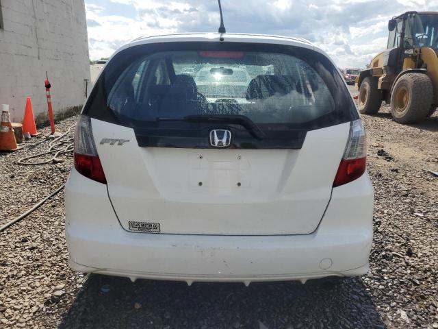 JHMGE8H31DC056903 - 2013 HONDA FIT WHITE photo 6