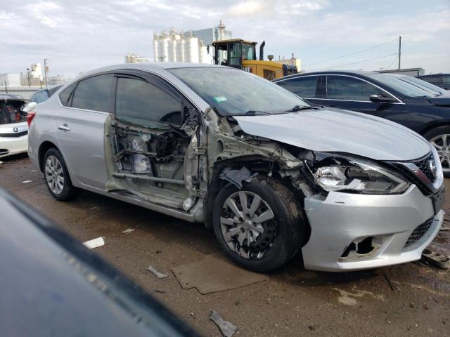 3N1AB7AP4JY331645 - 2018 NISSAN SENTRA S SILVER photo 4