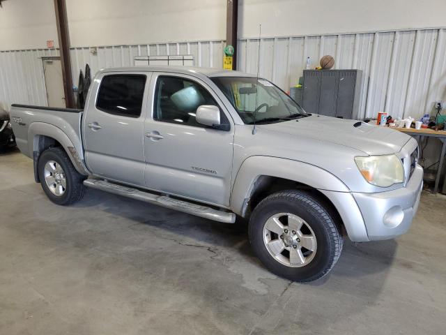3TMJU62N96M010696 - 2006 TOYOTA TACOMA DOUBLE CAB PRERUNNER SILVER photo 4