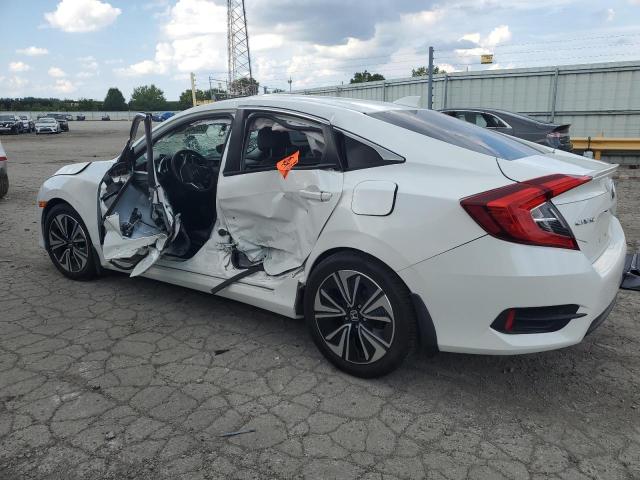 JHMFC1F70JX013625 - 2018 HONDA CIVIC EXL თეთრი ფოტო 2