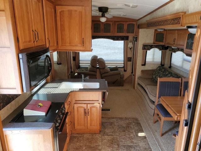 4YDF31525B4702454 - 2011 KEYSTONE MONTANA WHITE photo 6