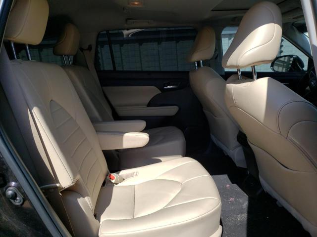 5TDGZRAH7NS102882 - 2022 TOYOTA HIGHLANDER XLE Սև լուսանկար 11