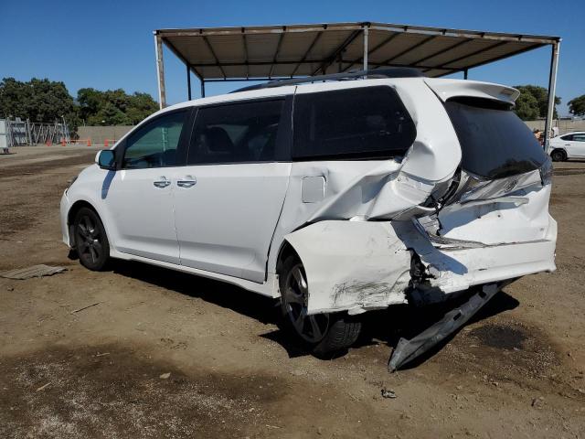 5TDXZ3DC1HS883285 - 2017 TOYOTA SIENNA SE WHITE photo 2