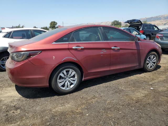 5NPEB4AC4CH331543 - 2012 HYUNDAI SONATA GLS RED photo 3