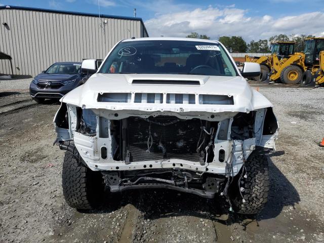 5TFDY5F13KX787267 - 2019 TOYOTA TUNDRA CREWMAX SR5 WHITE photo 5