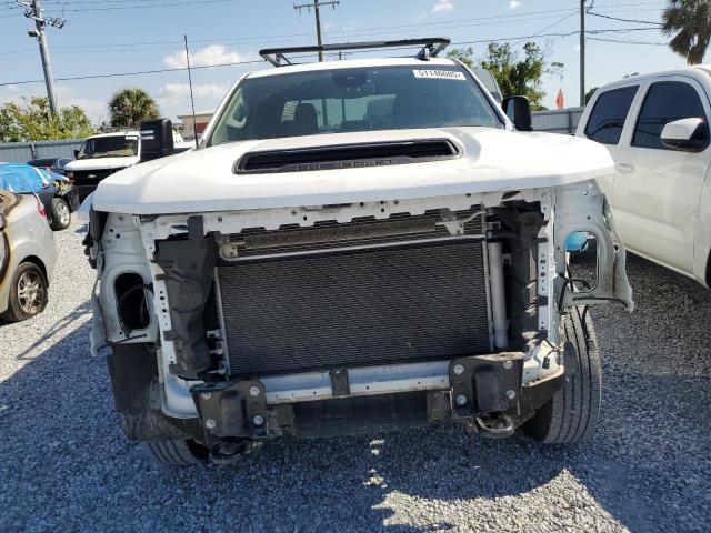 1GC4WLE74RF260547 - 2024 CHEVROLET SILVERADO C2500 HEAVY DUTY WHITE photo 5