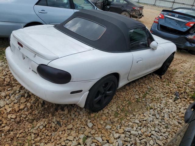 JM1NB353510209661 - 2001 MAZDA MX-5 MIATA BASE WHITE photo 3