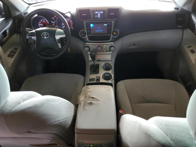 5TDZK3EH3DS123750 - 2013 TOYOTA HIGHLANDER BASE SILVER photo 8