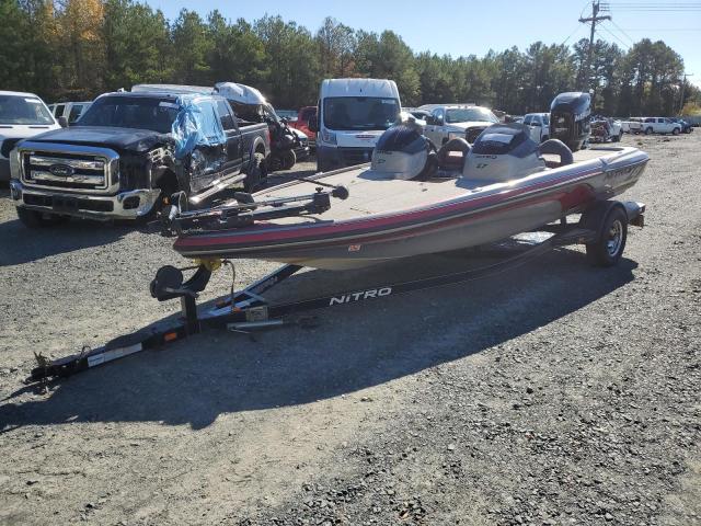 BUJ53020F011 - 2011 NITR BOAT RED photo 2