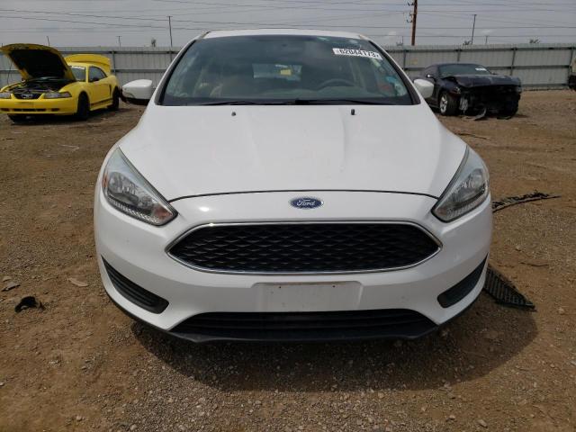 1FADP3K24GL335046 - 2016 FORD FOCUS SE WHITE photo 5