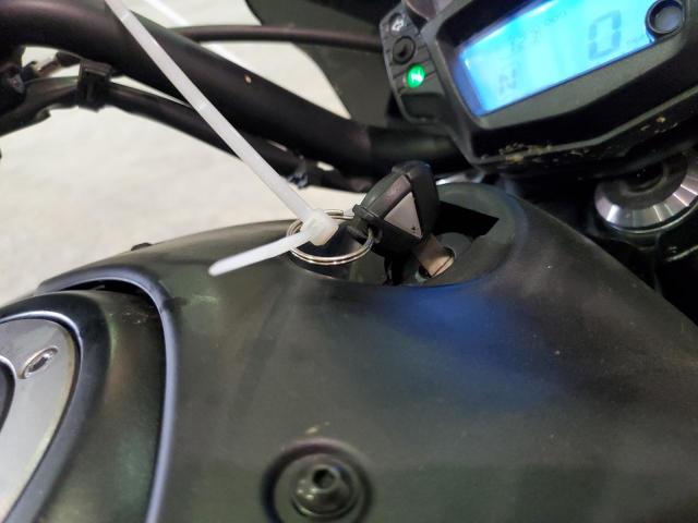 JKAENEE16HDA00737 - 2017 KAWASAKI EN650 E BLACK photo 8