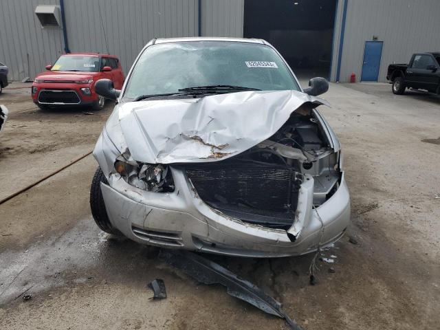 1A4GP45R46B516507 - 2006 CHRYSLER TOWN & COU ვერცხლისფერი ფოტო 5