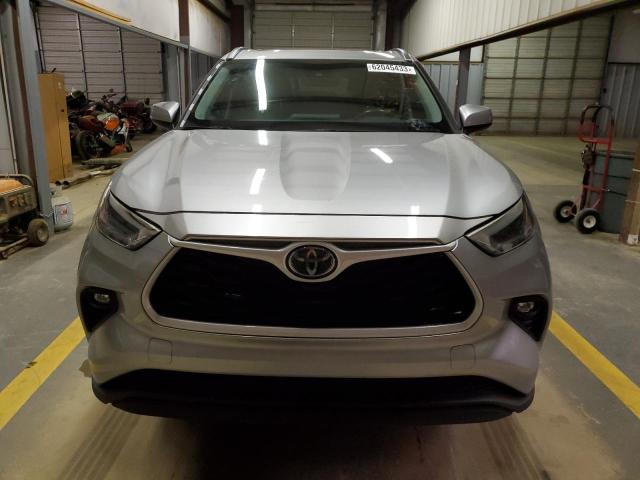 5TDGZRAH6MS528836 - 2021 TOYOTA HIGHLANDER XLE SILVER photo 5