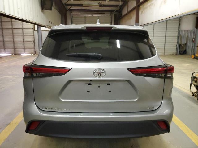 5TDGZRAH6MS528836 - 2021 TOYOTA HIGHLANDER XLE Gümüş foto 6