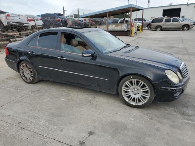 WDBUF56X08B258180 - 2008 MERCEDES-BENZ E 350 BLACK photo 4