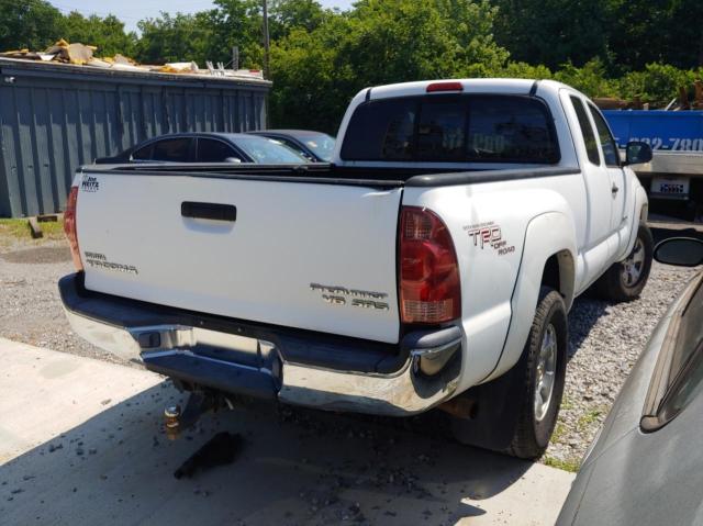 5TETU62N05Z020690 - 2005 TOYOTA TACOMA PRERUNNER ACCESS CAB WHITE photo 4