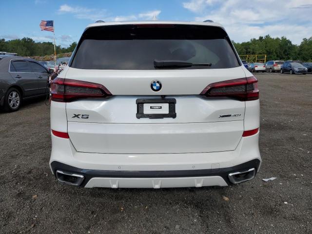 5UXCR6C0XN9J93065 - 2022 BMW X5 XDRIVE40I WHITE photo 6