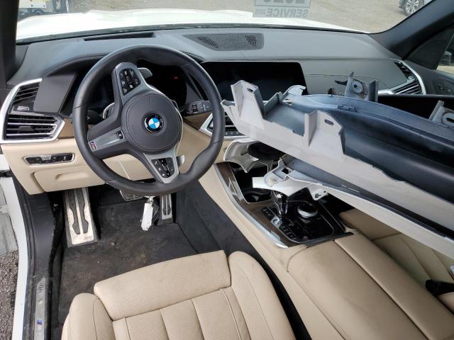 5UXCR6C0XN9J93065 - 2022 BMW X5 XDRIVE40I WHITE photo 8