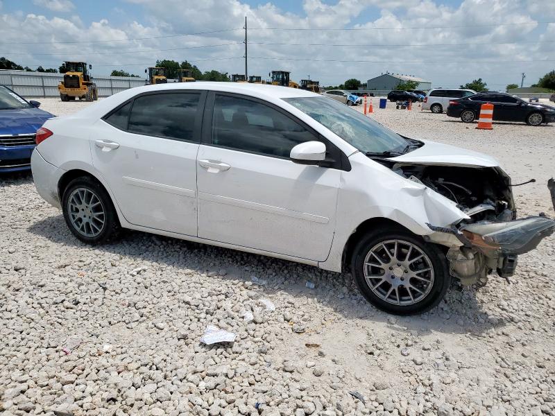 5YFBURHEXJP747159 - 2018 TOYOTA COROLLA L თეთრი ფოტო 4