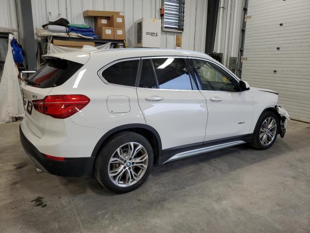WBXHT3C31H5F83619 - 2017 BMW X1 XDRIVE28I WHITE photo 3