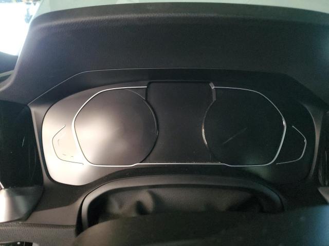 3MW53CM05N8C47419 - 2022 BMW M240XI WHITE photo 9