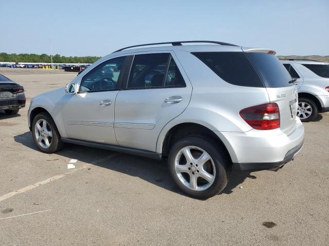 4JGBB22E08A419846 - 2008 MERCEDES-BENZ ML 320 CDI SILVER photo 2